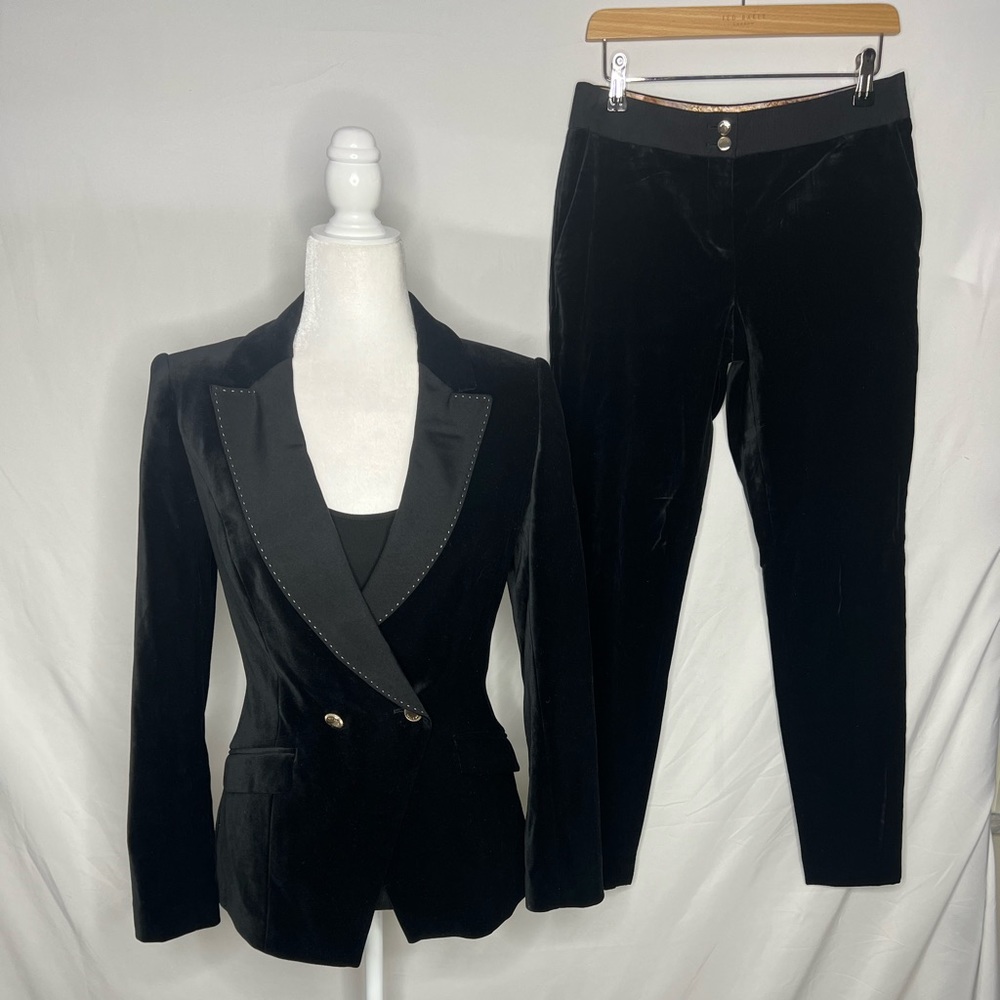 Ted Baker MONTIL/MONTILT working title suit jacket and trouser.